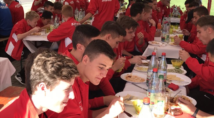 kickers spielertag 2