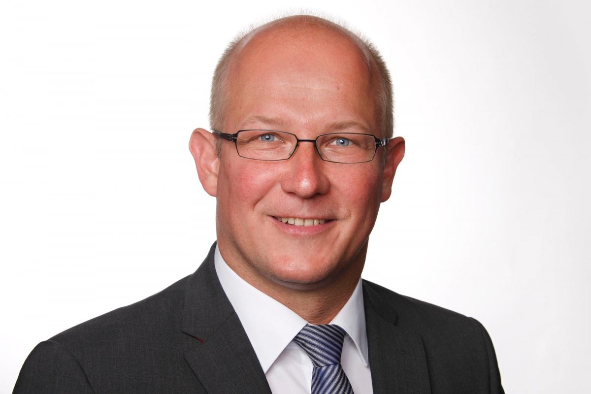 Dr. Uwe König