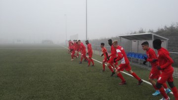 U17 mit Arbeitssieg 2 U17 mit Arbeitssieg 2