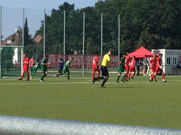 U17 mit drittem Sieg im dritten Spiel 3 U17 mit drittem Sieg im dritten Spiel 3