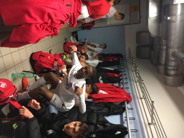 Gipfeltreffen: SV Wehen-Wiesbaden U16 gegen OFC U16 2:6 (1:3) 2 Gipfeltreffen: SV Wehen-Wiesbaden U16 gegen OFC U16 2:6 (1:3) 2