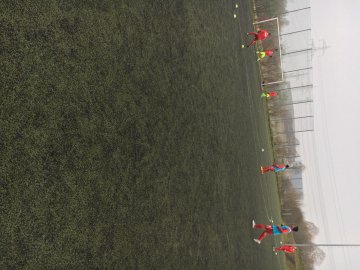 U16 verabschiedet sich mit einem 2:0-Auswärtssieg in die Winterpause 3 U16 verabschiedet sich mit einem 2:0-Auswärtssieg in die Winterpause 3