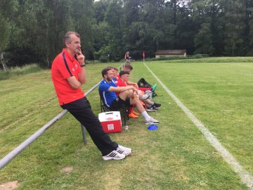 U17 mit verdientem Auswärtssieg 3 U17 mit verdientem Auswärtssieg 3