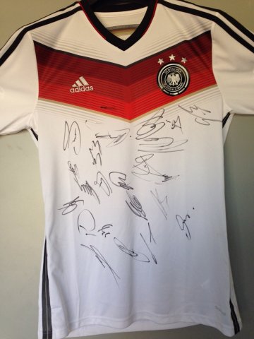 20150801 Weltmeistertrikot für "Ein Los für die Jugend XXL" 20150801 Weltmeistertrikot für "Ein Los für die Jugend XXL"