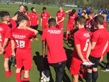 U17 mit Punkteteilung im Stadtderby 2 U17 mit Punkteteilung im Stadtderby 2